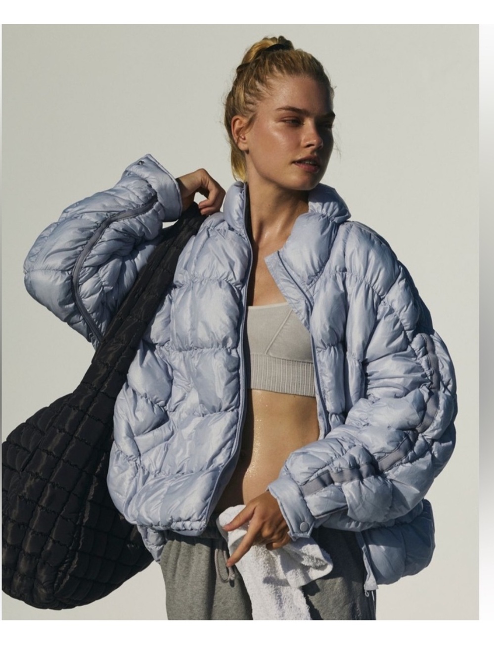 NWT Free People FP Movement Scrunchy Glossy Pippa Packable Puffer Ice Grey
Sz M
